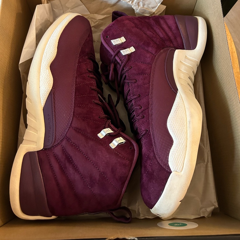 Air Jordan 12 Retro Bordeaux/Sail-Metallic Silver